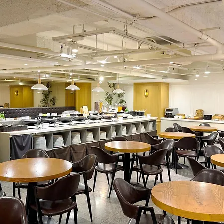Hotel Skypark Central Myeongdong
