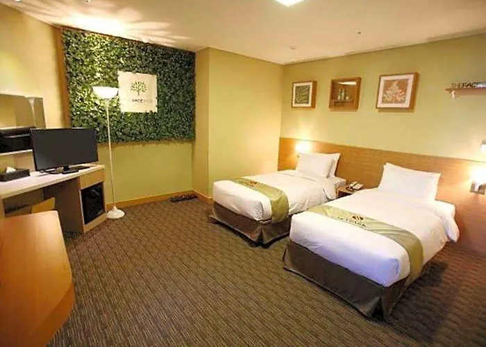 Skypark Myeongdong Hotel 4*