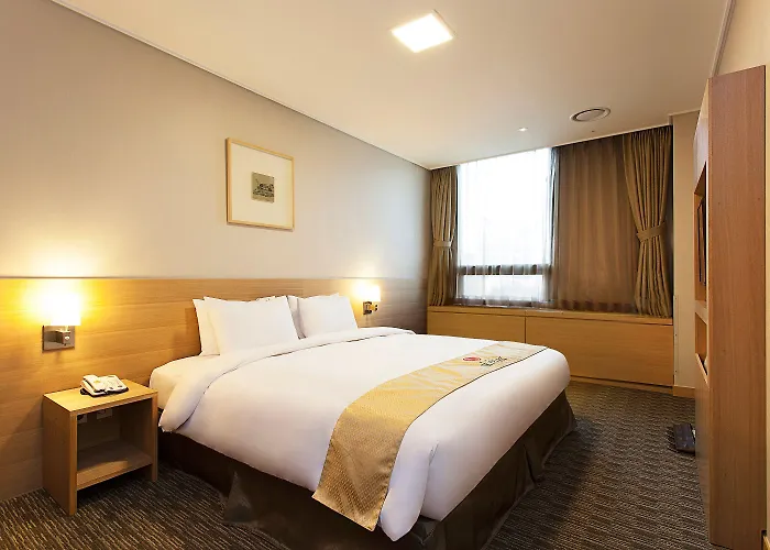 Skypark Myeongdong Hotel 4*